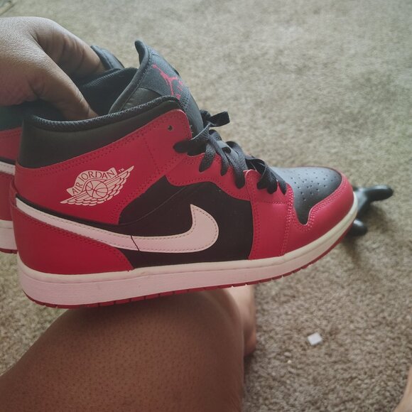 Jordan 1s - Picture 2 of 5
